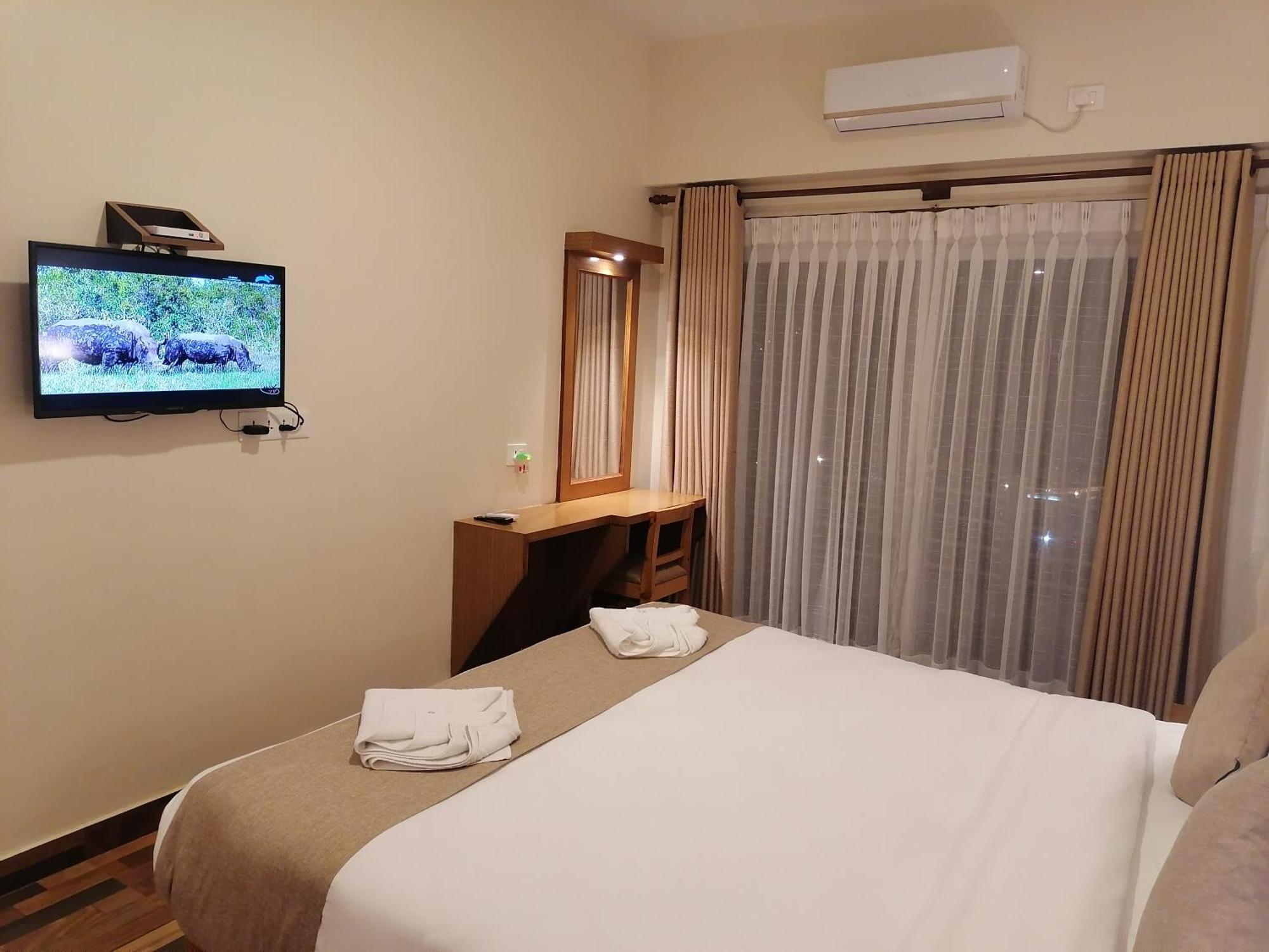 Urban Boutique Hotel Покхара Екстер'єр фото