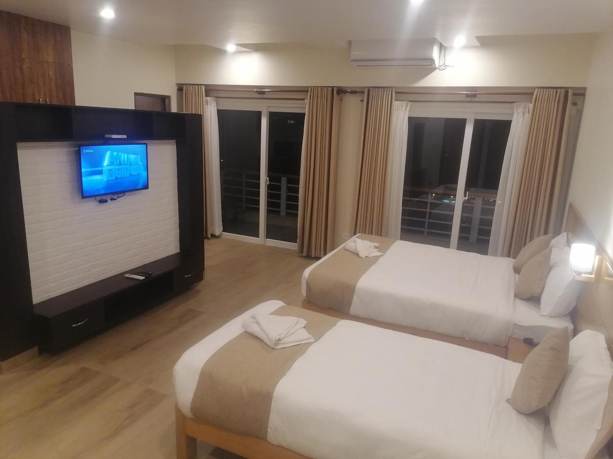 Urban Boutique Hotel Покхара Екстер'єр фото
